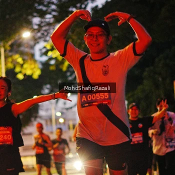 Runner Photo 4066373