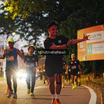 Runner Photo 4066457