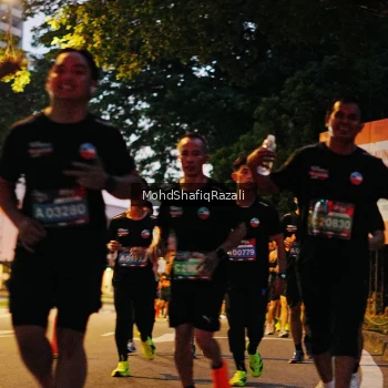 Runner Photo 4066492