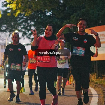 Runner Photo 4066493