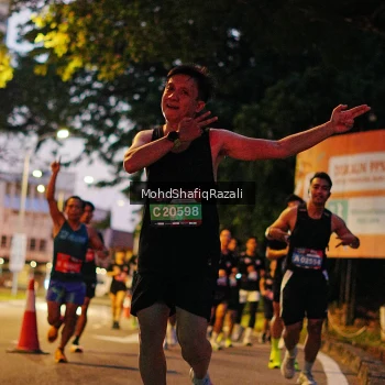 Runner Photo 4066513