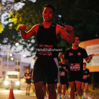 Runner Photo 4066519