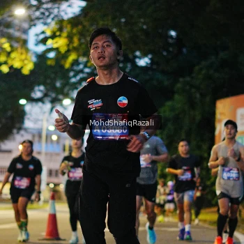 Runner Photo 4066588