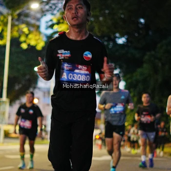 Runner Photo 4066591