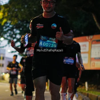 Runner Photo 4066674