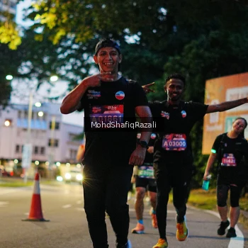 Runner Photo 4066738