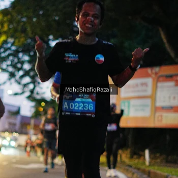 Runner Photo 4066754