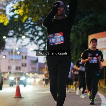 Runner Photo 4066764