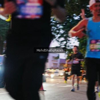Runner Photo 4066768