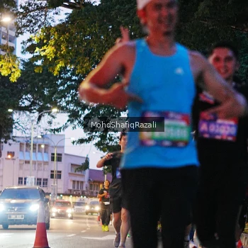 Runner Photo 4066770