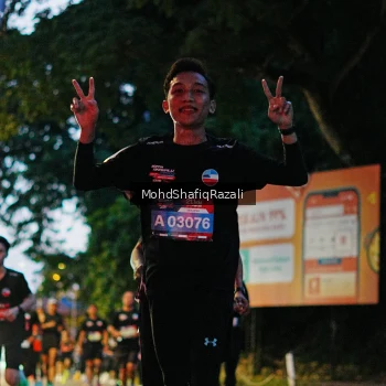 Runner Photo 4066781