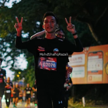 Runner Photo 4066785