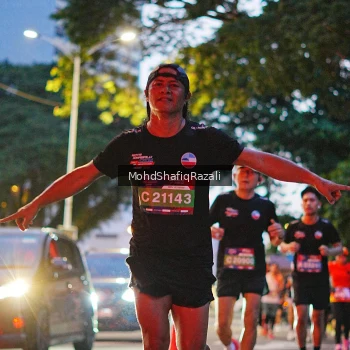Runner Photo 4066996