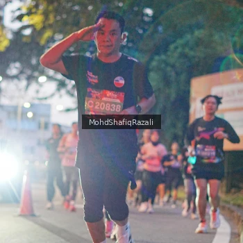 Runner Photo 4067003