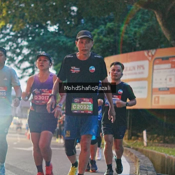 Runner Photo 4067067
