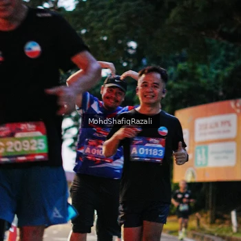 Runner Photo 4067085