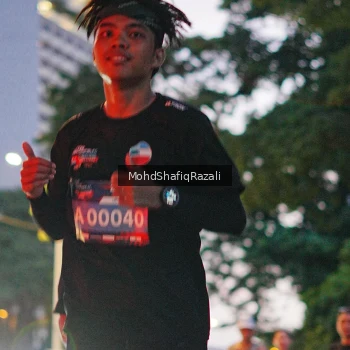 Runner Photo 4067101