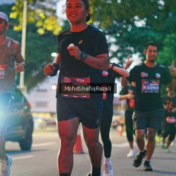 Runner Photo 4067111