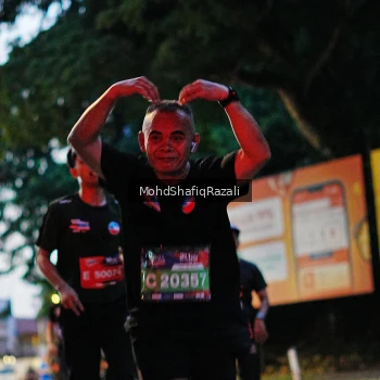 Runner Photo 4067117
