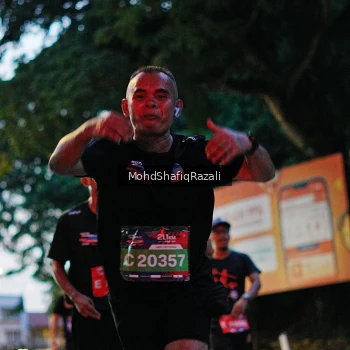 Runner Photo 4067120