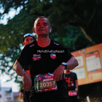 Runner Photo 4067124