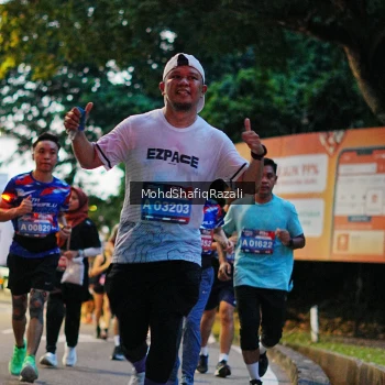 Runner Photo 4067281
