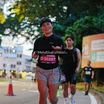 Runner Photo 4067393