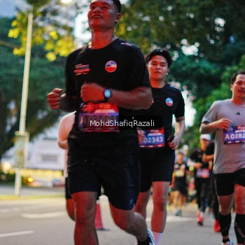 Runner Photo 4067416
