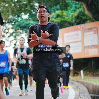 Runner Photo 4067554
