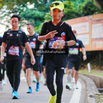Runner Photo 4067594