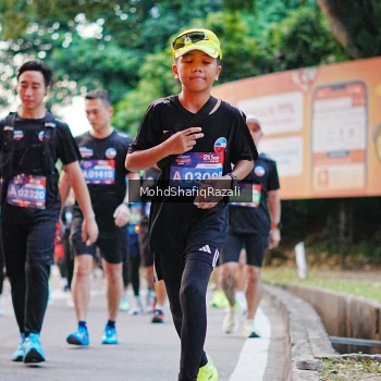 Runner Photo 4067595