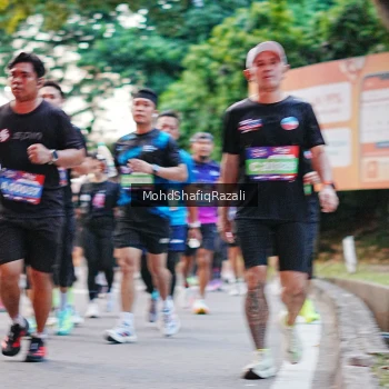 Runner Photo 4067597