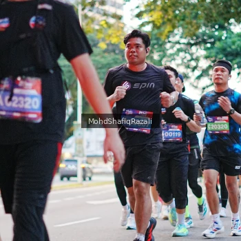 Runner Photo 4067601