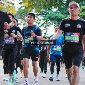 Runner Photo 4067605