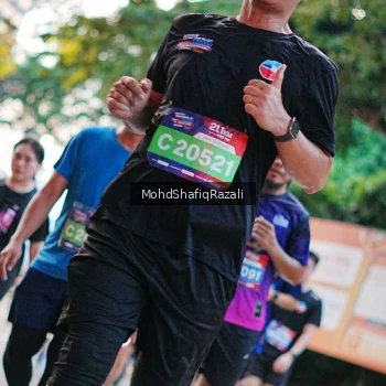 Runner Photo 4067609