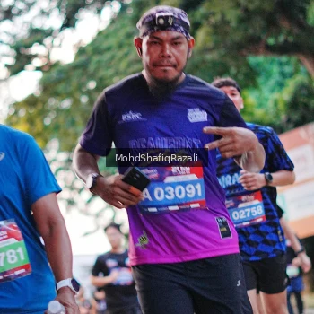Runner Photo 4067611