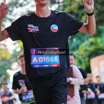 Runner Photo 4067649