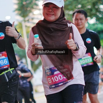 Runner Photo 4067650