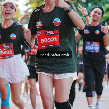 Runner Photo 4067677