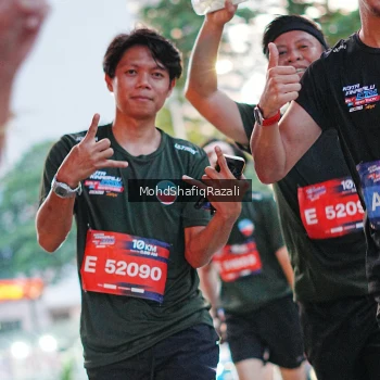 Runner Photo 4067678