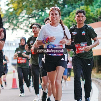 Runner Photo 4067685