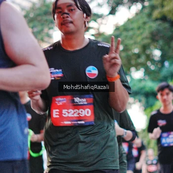 Runner Photo 4067694