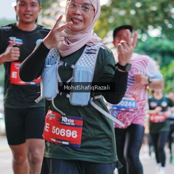 Runner Photo 4067704