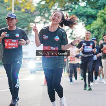 Runner Photo 4067711