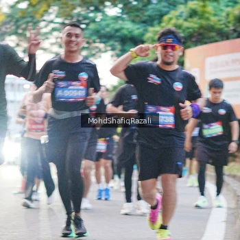 Runner Photo 4067716