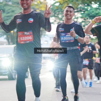 Runner Photo 4067718