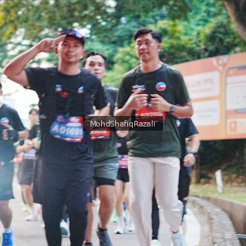 Runner Photo 4067719