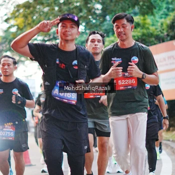 Runner Photo 4067725