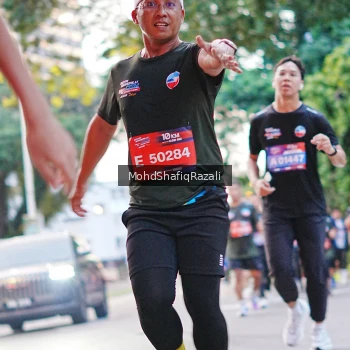 Runner Photo 4067736