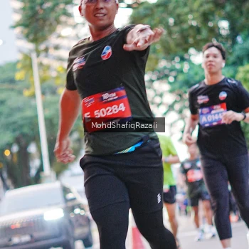 Runner Photo 4067738